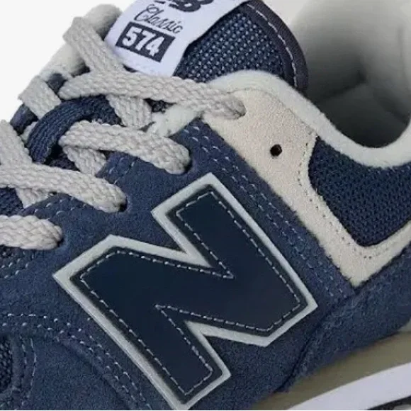 New Balance 574 4.5 Wide NIB - Picture 6 of 10